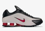 BLACK & SILVER NIKE SHOX R4