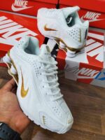 Nike Shox R4 White and Gold - Image 3