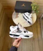 Air Jordan 4 Military Black - Image 2