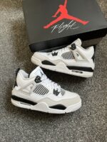 Air Jordan 4 Military Black - Image 3