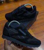 Reebok classic black suede - Image 3